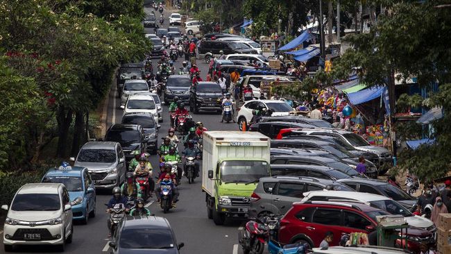 Gubernur DKI Jakarta mengatakan Sejumlah Perkantoran dan Pertokoan Diperbolehkan Beroperasi Saat PSBB Masa Transisi Hari ini