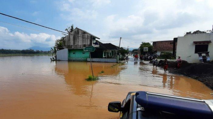 Hujan Sore Malam Banjir, 3 Kampung di Sukaresik Kabupaten Tasikmalaya Puluhan Tahun Seperti Itu
