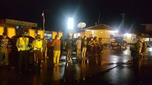 Kabupaten Mimika Mulai Menerapkan Kebijakan New Normal, Polisi Gencarkan Patroli Malam Dikawal Brimob