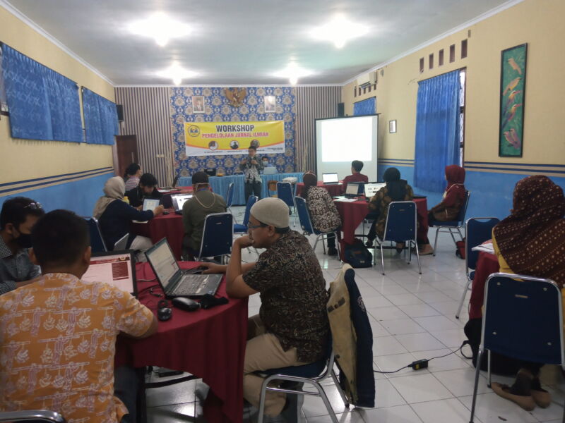 Puluhan Editor Ikuti Workshop Pengelolaan Jurnal Ilmiah
