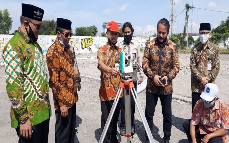 Pangeran Abu Dhabi Bakal Memberikan Hadiah Pembangunan Sebuah Masjid di Kota Solo untuk Jokowi
