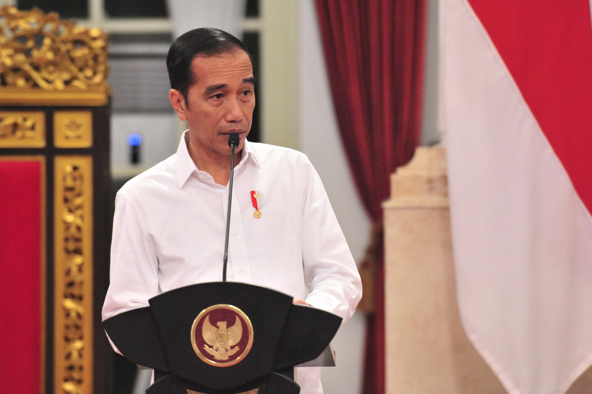 Jokowi Sebut Ekonomi RI Bisa Minus 17 Persen kalau Lockdown