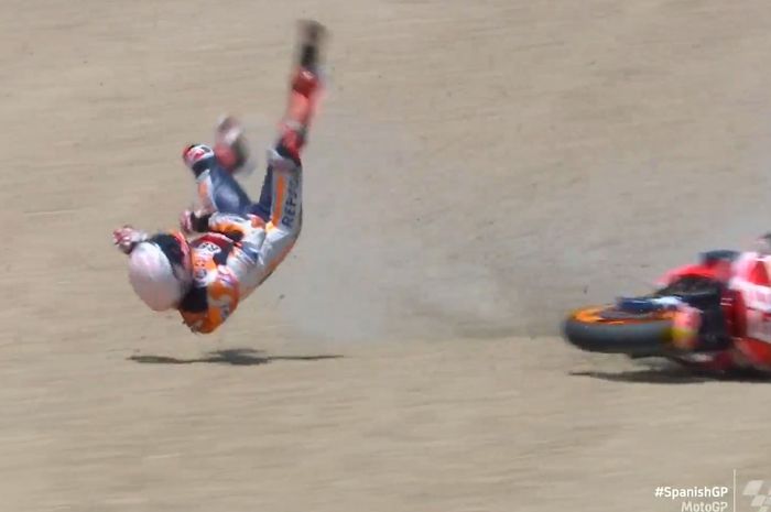 MotoGP Spanyol: Jari-jari Marquez Sempat Tak Bisa Digerakkan