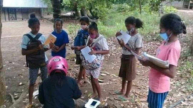 Nadiem Makarim Diminta Lirik Papua, Jangan Asal Suruh Terapkan Belajar Jarak Jauh
