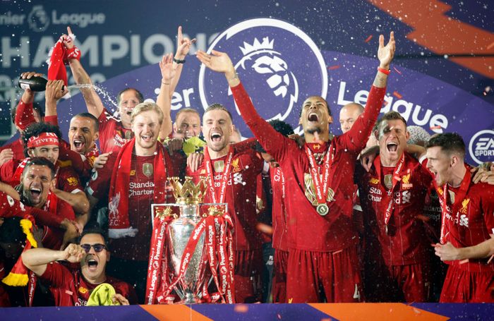Trofi Liga Inggris Jadi Milik Tim Berwarna Merah Lagi