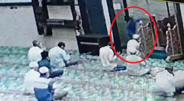Pelaku Penusukan Imam Masjid di Pekanbaru Ditangkap, Ini Orangnya