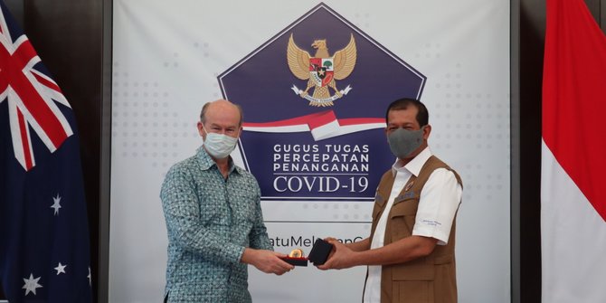 Pemerintah Indonesia Menerima Bantuan Peralatan Medis 100 Ventilator Nonivasif dari Pemerintah Australia
