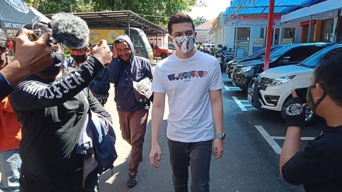 BREAKING NEWS: Irwansyah Datangi Polrestabes Bandung, Soal Medina Zein? Mulanya Sebut Mau Bikin SIM