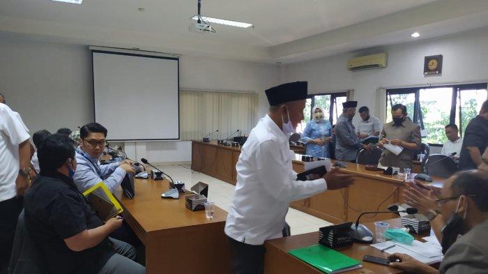 Ketua Komisi A Gebrak Meja, Rapat Evaluasi Sembako di Kabupaten Cianjur Bubar