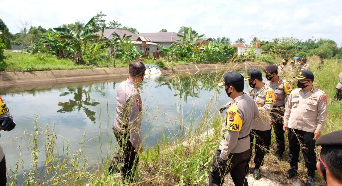 Kapolda Kalsel Mengecek Keberadaan Sejumah Embung dan Kanal di Kota Banjarbaru, Antisipasi Jika Terjadinya  Karhutla