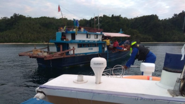 Dua Kapal Asal Sulut Ditahan Direktorat Polaruid Polda Maluku Utara, karena Langgar Fishing Ground
