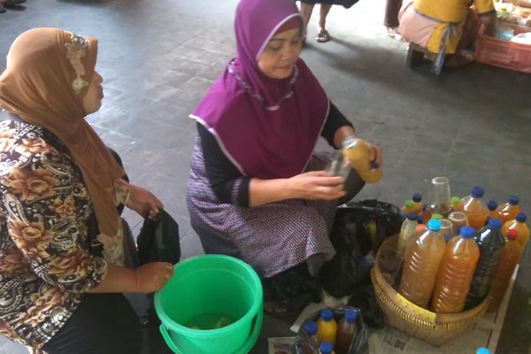 Sebanyak 30 Penjual Jamu Gendong di Kota Yogyakarta Kini Mengantongi Sertifikasi dari BPOM