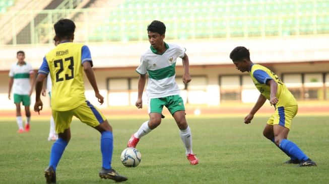 Uji Coba Tertutup Melawan Tim Asosiasi Kota Bandung U-18, Timnas Indonesia U-16 Menang Telak 