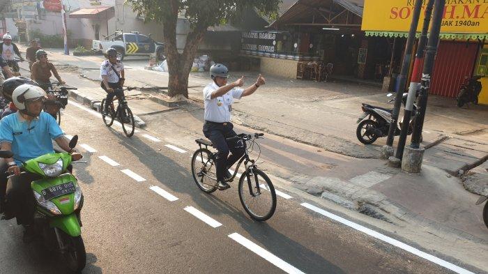  Soal Anies Baswedan Ingin Pesepeda Masuk ke Jalan Tol, Komunitas: Kebijakan yang Aneh-aneh