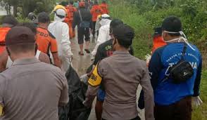 Warga Dilaporkan Hilang Saat Mandi di Sungai Kapuas, Ditemukan Mengapung di Teluk Sindor