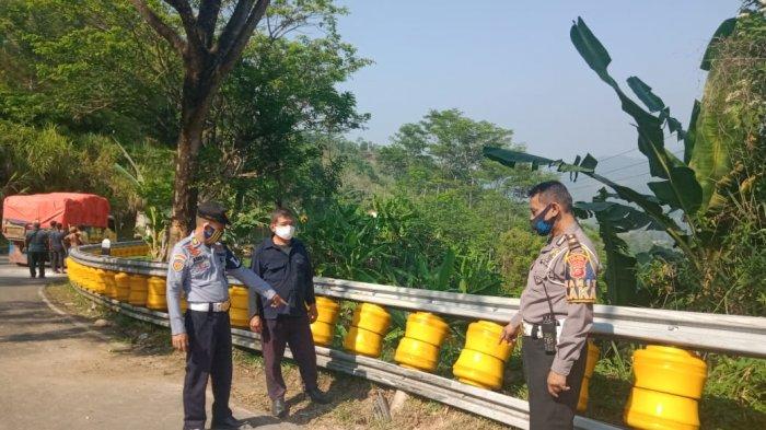 Roller Barrier Ridwan Kamil di Cikidang Sukabumi, Mampu Minimalkan Kecelakaan Saat Ditabrak Truk