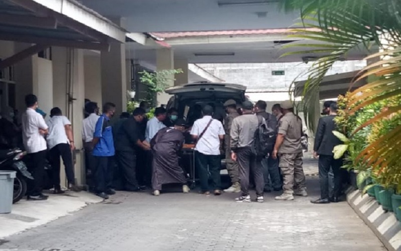 Tali Lift Putus, Ketua DPRD DIY Nuryadi terpaksa dilarikan ke rumah sakit Bethesda Yogyakarta