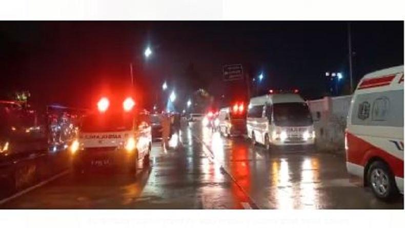 Video Viral Memperlihatkan Deretan Panjang Ambulans Antre Untuk Masuk RSD Wisma Atlet, 'Ada 352 Pasien Isolasi Mandiri'