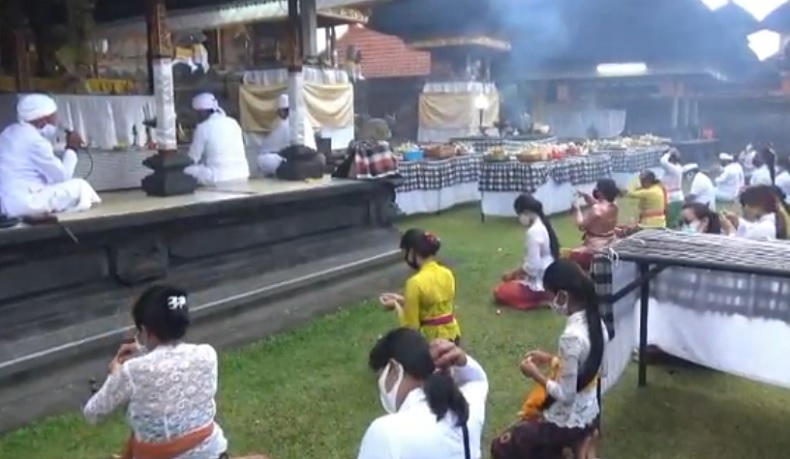 Lonjakan Kasus Covid-19, Perayaan Galungan di Bali Pada Hari ini Menerapkan Protokol Kesehatan yang Ketat
