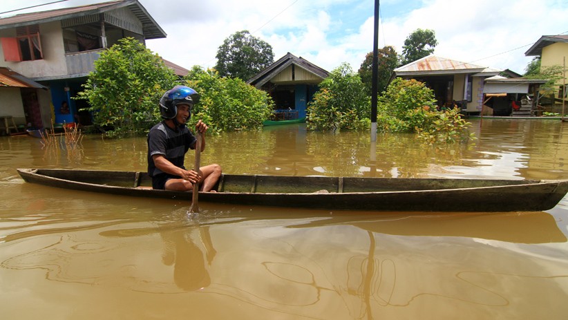Banjir di Kabupaten Kpuas Hulu Melumpuhkan Aktivitas Warga, Warga Kesulitan Makanan