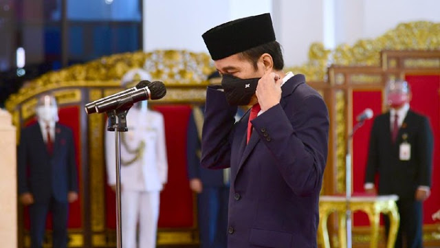 Indonesia Masuki Masa Resesi, Jokowi Disarankan Mundur