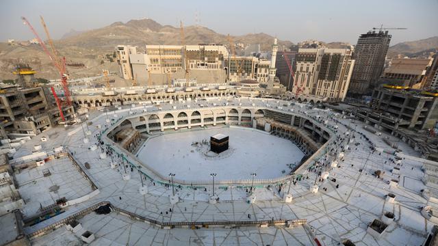 Arab Saudi Mulai Membuka Umrah Untuk Jemaah, Jemaah Hanya Diberi Waktu 3 Jam untuk Rampungkan Semua Prosesi Umrah