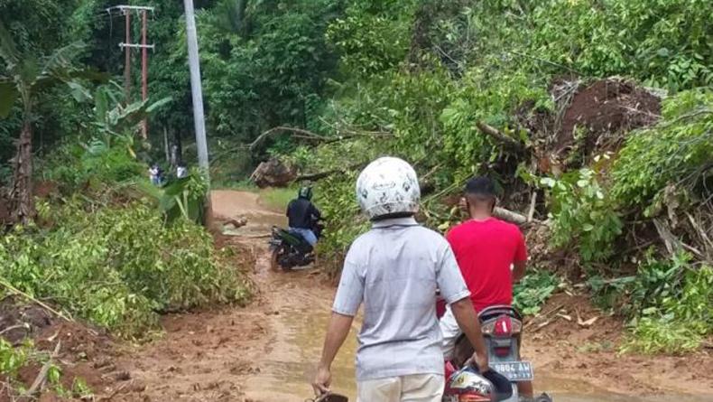 Intensitas Hujan Cukup Tinggi, BPBD Kabupaten Kepulauan Sangihe Mengingatkan Masyarakat Agar Waspada Potensi Bencana
