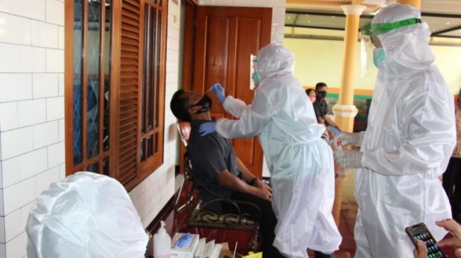 Bikin Hajatan dan Dangdutan Saat Pandemi, Dinkes Kota Tegal Melakukan Uji Swab Kepada Wakil Ketua DPRD Kota Tegal