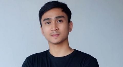 Lutfi Agizal Dibilang Tak Waras Netizen Usai Modifikasi Kata 'Anjay' Kala Review Odading