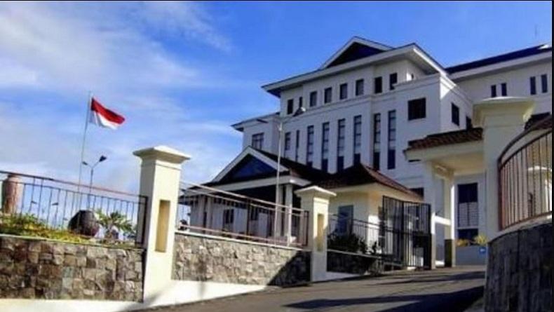 DPRD Maluku Berencana Membuat Ruangan Khusus Bagi Setiap Pengunjung, 51 Orang Positif Covid-19