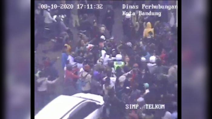 Penganiaya Polantas di Simpang Telkom Kota Bandung Diburu Polisi Berbekal Rekaman CCTV