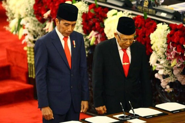 Setahun Jokowi, Ini Sederet Strategi Pemerintah Hadapi COVID-19