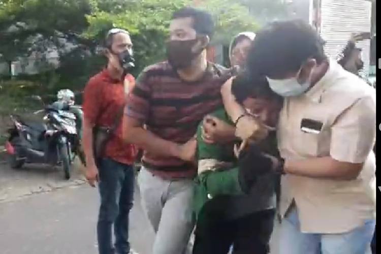 Polri Bantah Video Viral Polisi Menyamar Massa Aksi Mahasiswa