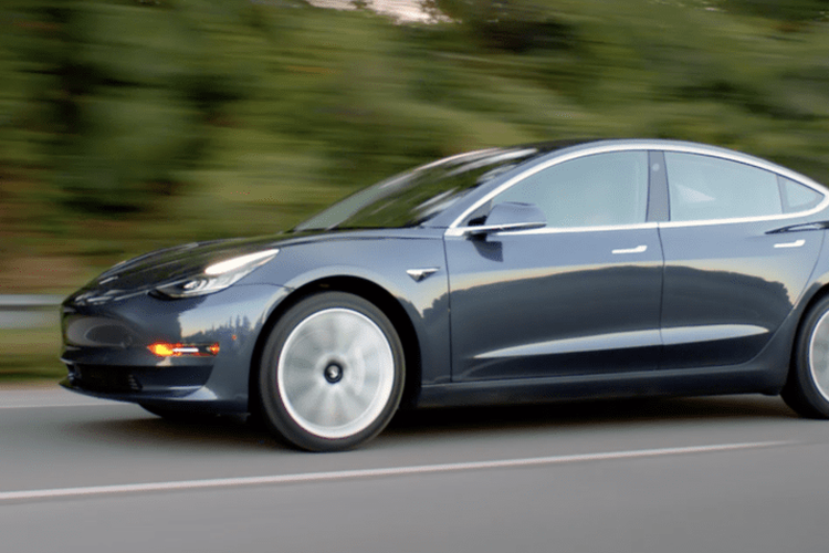 Mobil Listrik Tesla Model 3 Produksi China Mulai Dikirim Ke 10 Negara Eropa Bulan ini 