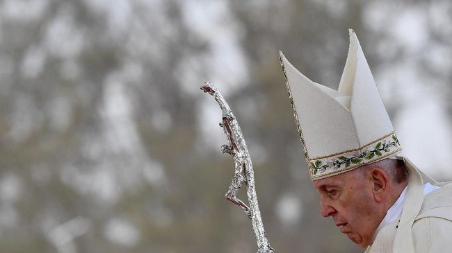 Paus Fransiskus Dukung Nikah Sejenis, Netizen Riuh soal LGBT