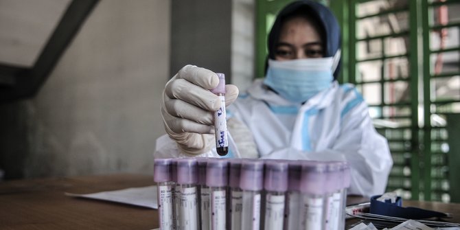 Sebanyak 184 Tenaga Kesehatan di Fasilitas Kesehatan Milik Pemkot Bekasi Terpapar Covid-19 Selama Pandemi