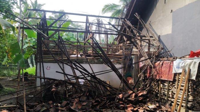 Gempa Bumi Berkekuatan 5,9 Guncang Pangandaran, Dapur Rumah Carsem di Kecamatan Lakbok Ambruk