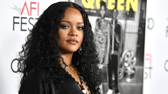Rihanna Disebut Pacaran dengan Rapper A$AP Rocky