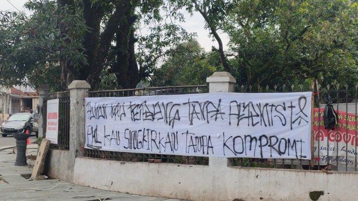 Aksi Pasang Banner Berisi Kalimat Penolakan Terjadi di Majalengka, Diduga Dilakukan Oknum PKL