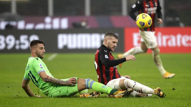 Klasemen Liga Italia: Milan di Puncak, Juventus Terlempar