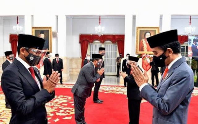 Ali Rif'an: Gabungnya Sandi Ke Kabinet Jokowi Tidak Sehat bagi Demokrasi Indonesia