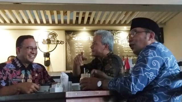 Kalahkan Ridwan Kamil juga Ganjar Pranowo, Anies jadi Gubernur Termasyhur dan Tervokal 2020