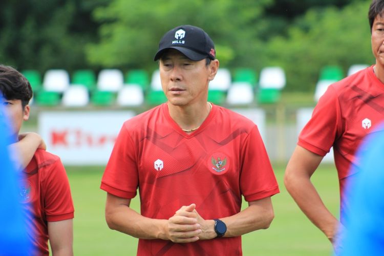 Pelatih Timnas Indonesia (Shin Tae-yong) Sudah Lama Tahu Persib Bandung, Bahkan Pernah Menjebol Gawangnya, Ini Ceritanya  