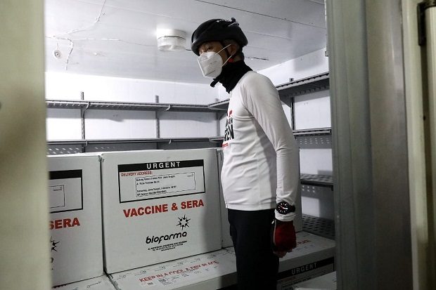 Sebanyak 62.560 Vaksin Sinovac Tiba di Jateng, Proses Vaksinasi Dimulai 14 Januari