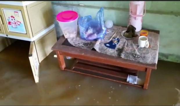 Hujan Deras, Ratusan Rumah di Dua Kampung Tasikmalaya Terendam Banjir