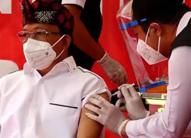 Pandemi Covid-19, 'Vaksinasi COVID-19 Jadi Titik Awal Pemulihan Pariwisata' Ujar Gubernur Bali