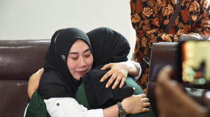 Akhir Bahagia Anak yang Coba Penjarakan Ibu Kandungnya, Dedi Mulyadi Akan Berangkatkan Umrah