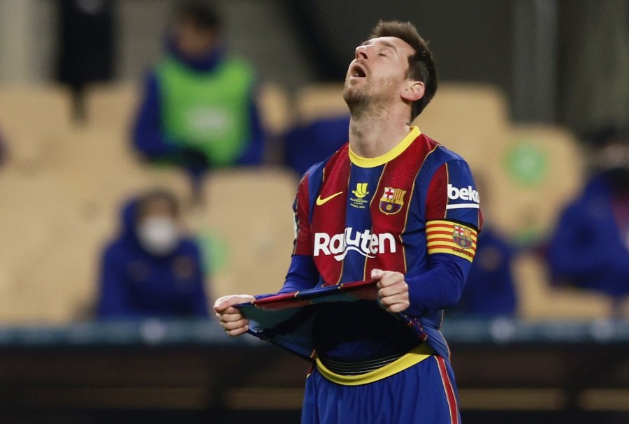 Usai Diberi Kartu Merah, Pelatih Barcelona Tetap Bela Lionel Messi