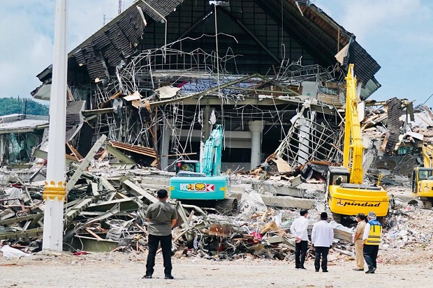 Terdampak Gempa, Kemendagri Ajak Seluruh ASN di Sulbar Tetap Berikan Pelayanan Publik