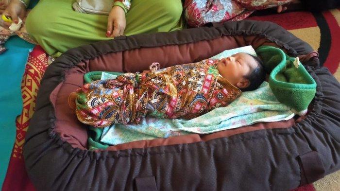 Bayi 'Ajaib' di Cianjur, Keluarga Panik Curiga Ada Dukun Jahat, Perut Siti Membesar Lalu Muncul Bayi